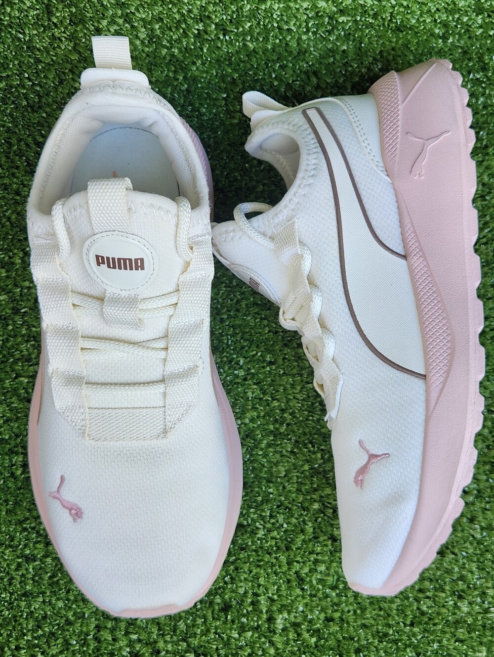 Puma Pacer Future Rose/Cream Size 4 Big Girls Youth SoftFoam Comfort Sneakers